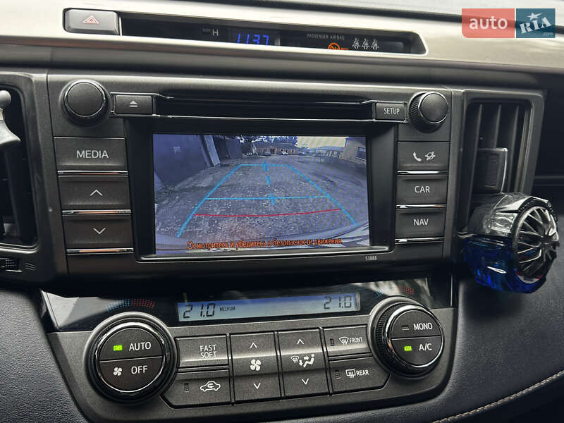 Позашляховик / Кросовер Toyota RAV4 2013 в Ромнах