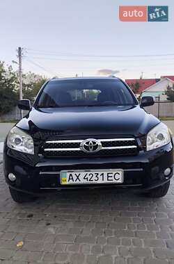 Внедорожник / Кроссовер Toyota RAV4 2007 в 