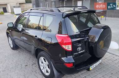 Внедорожник / Кроссовер Toyota RAV4 2007 в 
