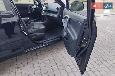 Внедорожник / Кроссовер Toyota RAV4 2007 в 
