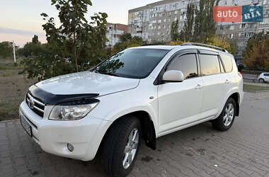 Позашляховик / Кросовер Toyota RAV4 2007 в Южному