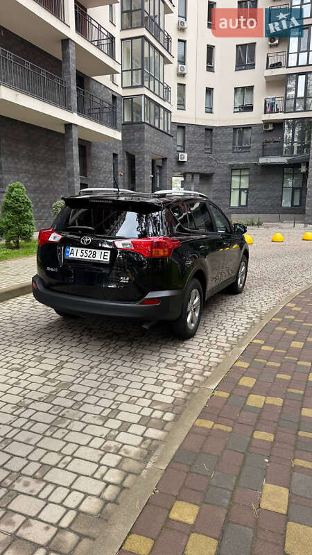 Позашляховик / Кросовер Toyota RAV4 2014 в Броварах