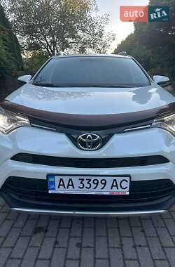 Toyota RAV4 2017