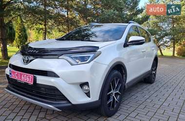 Внедорожник / Кроссовер Toyota RAV4 2016 в Дрогобыче