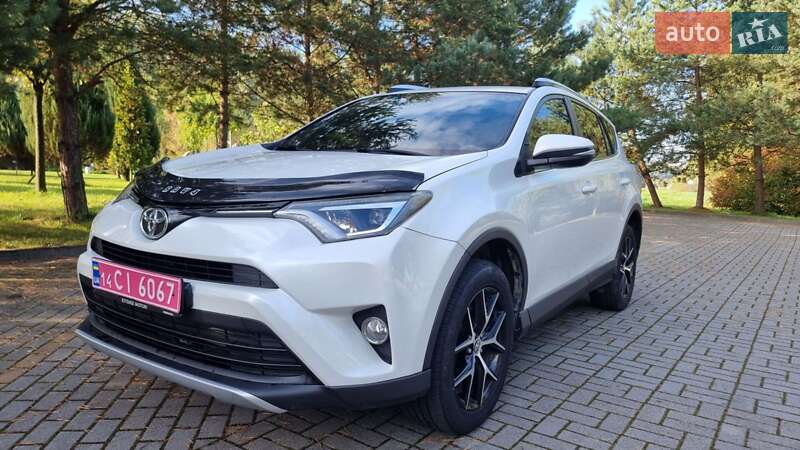 Toyota RAV4 2016