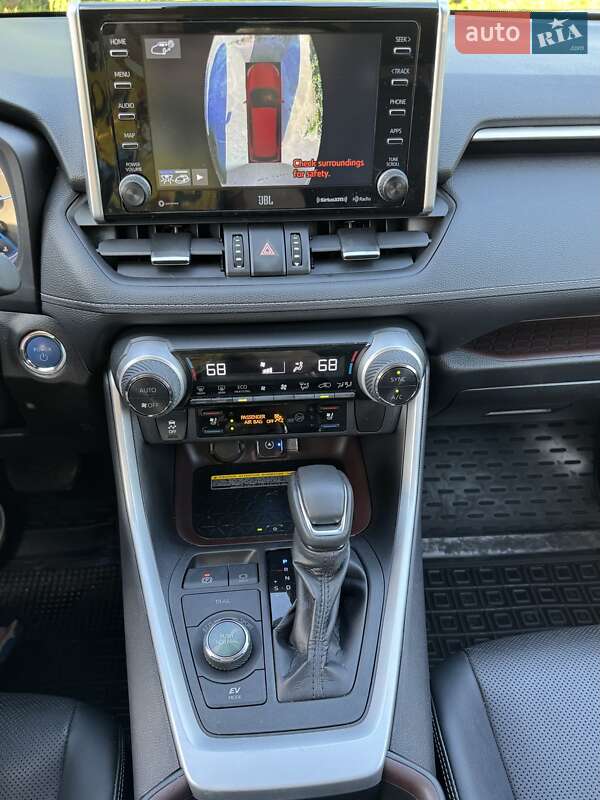 Внедорожник / Кроссовер Toyota RAV4 2020 в Киеве фото 18 Внедорожник / Кроссовер Toyota RAV4 2020 в Киеве