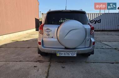 Внедорожник / Кроссовер Toyota RAV4 2007 в 