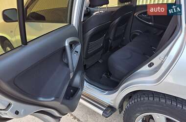 Внедорожник / Кроссовер Toyota RAV4 2007 в 