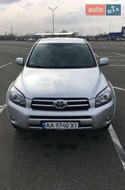 Внедорожник / Кроссовер Toyota RAV4 2008 в Киеве