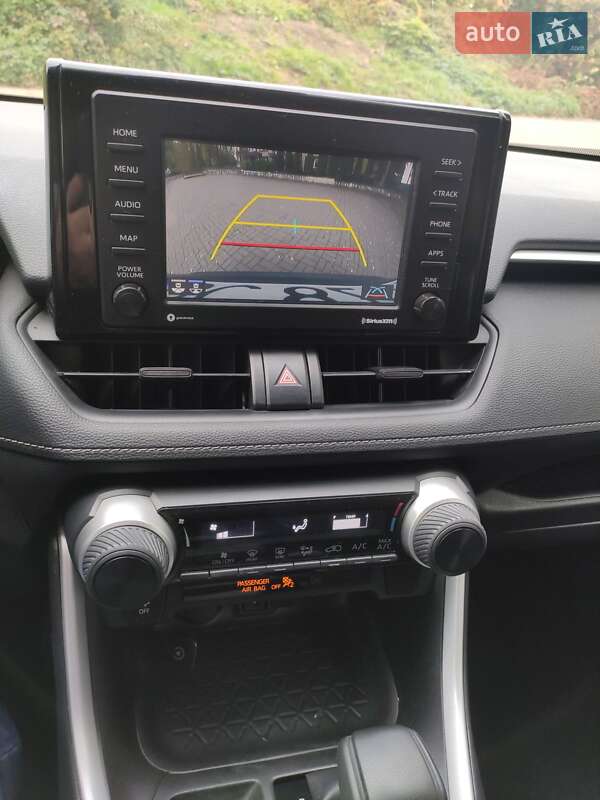 Внедорожник / Кроссовер Toyota RAV4 2020 в Ровно фото 3 Внедорожник / Кроссовер Toyota RAV4 2020 в Ровно