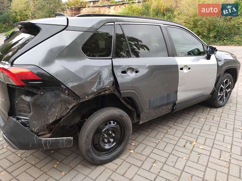 Внедорожник / Кроссовер Toyota RAV4 2020 в Ровно фото 33 Внедорожник / Кроссовер Toyota RAV4 2020 в Ровно
