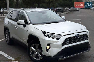 Внедорожник / Кроссовер Toyota RAV4 2020 в Одессе