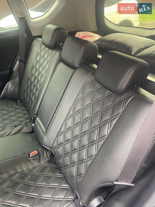 Внедорожник / Кроссовер Toyota RAV4 2018 в Полтаве