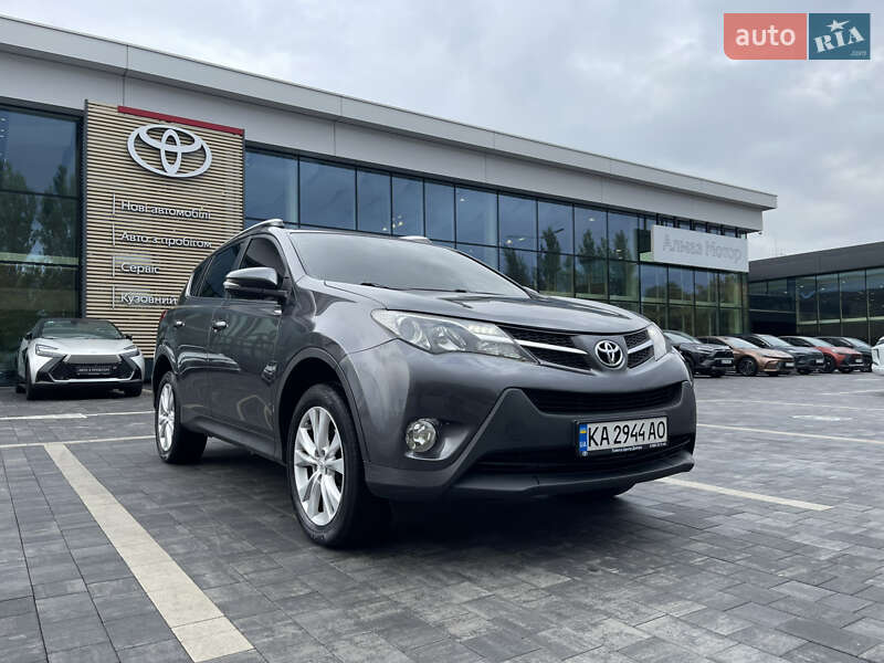 Внедорожник / Кроссовер Toyota RAV4 2014 в Днепре фото 13 Внедорожник / Кроссовер Toyota RAV4 2014 в Днепре