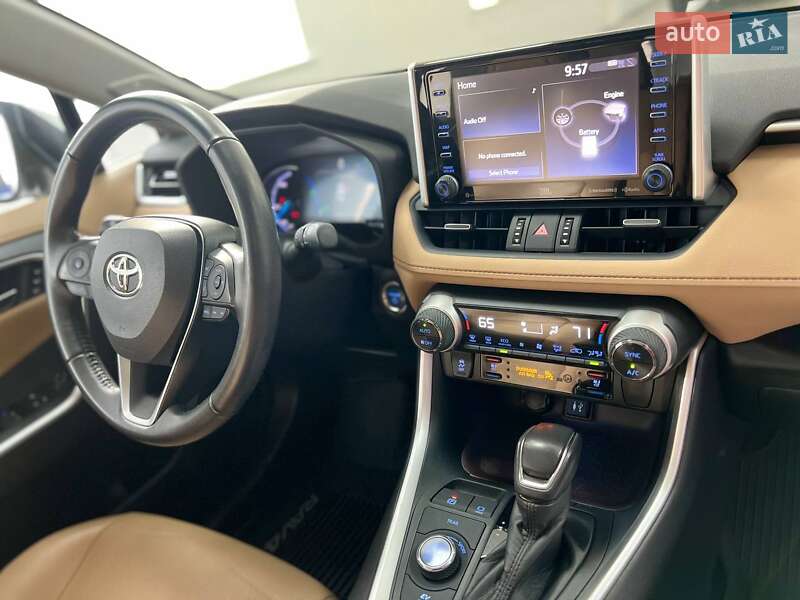 Внедорожник / Кроссовер Toyota RAV4 2019 в Полтаве фото 14 Внедорожник / Кроссовер Toyota RAV4 2019 в Полтаве