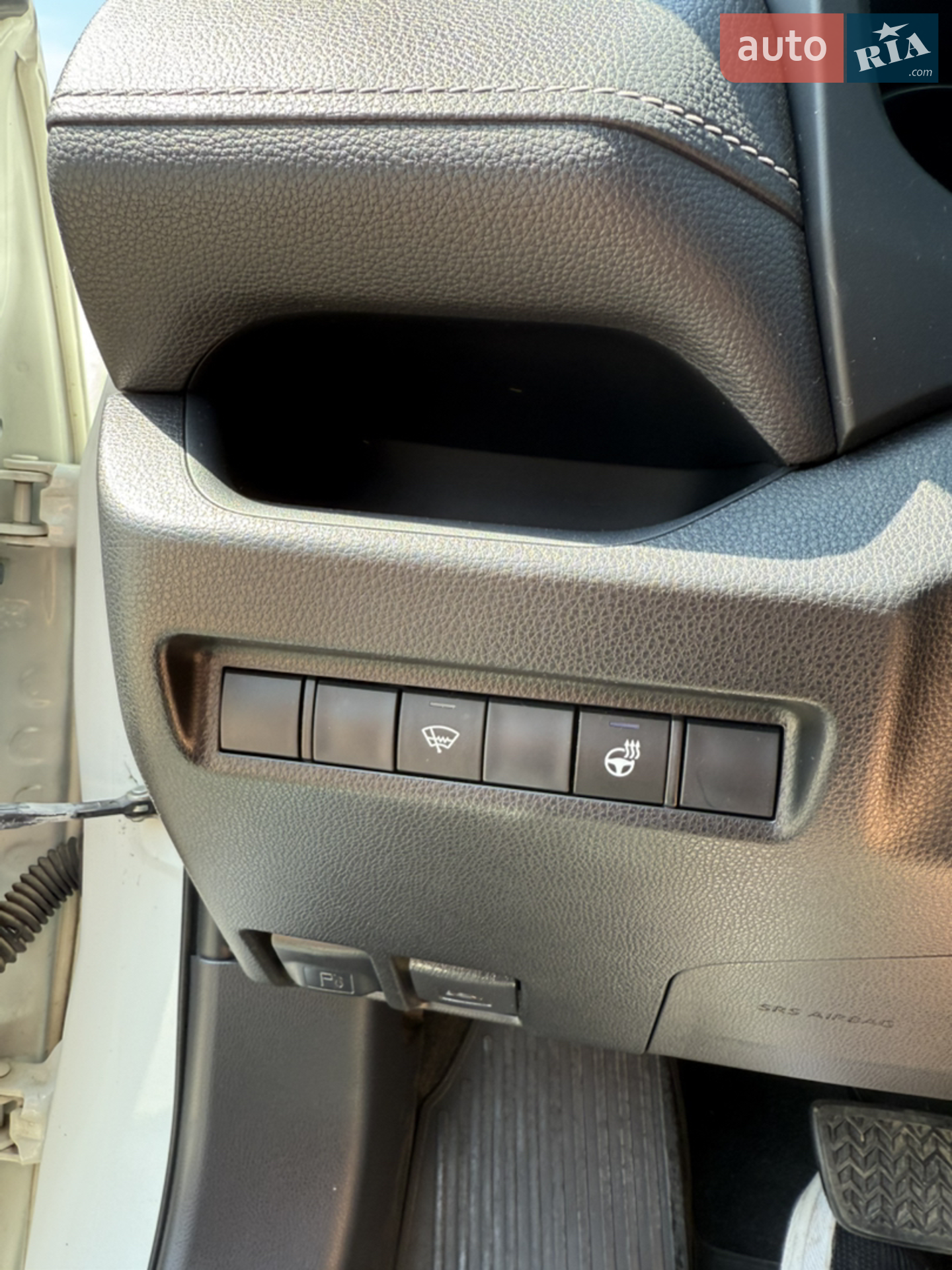 2019 Toyota RAV 4 - мініатюра 17