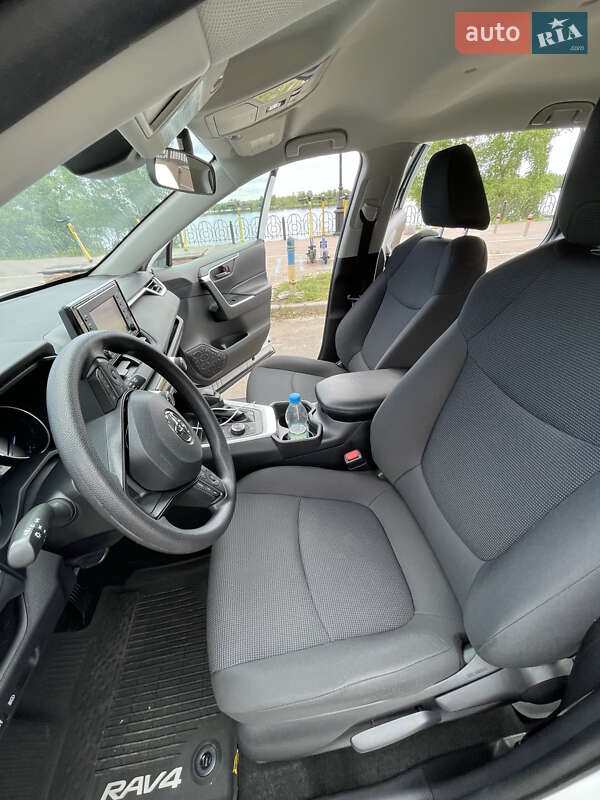 Внедорожник / Кроссовер Toyota RAV4 2020 в Буче фото 9 Внедорожник / Кроссовер Toyota RAV4 2020 в Буче