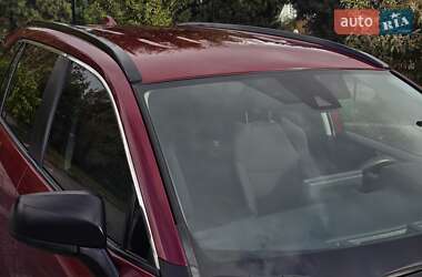 Внедорожник / Кроссовер Toyota RAV4 2021 в 