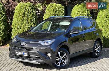 Позашляховик / Кросовер Toyota RAV4 2016 в Львові