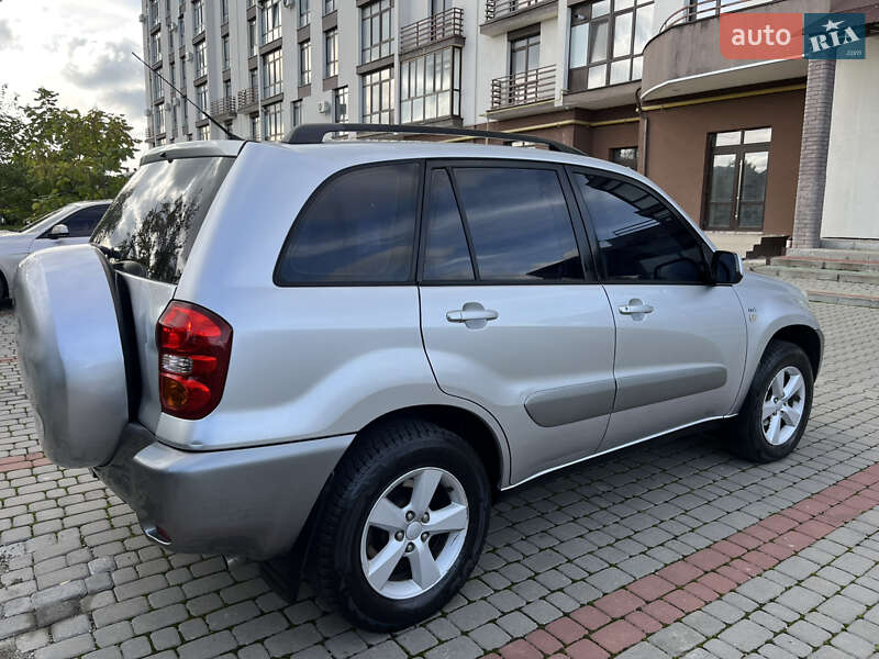 Внедорожник / Кроссовер Toyota RAV4 2004 в Ивано-Франковске фото 14 Внедорожник / Кроссовер Toyota RAV4 2004 в Ивано-Франковске