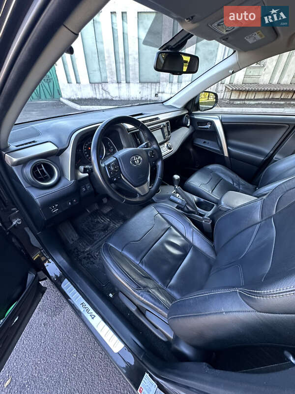 Внедорожник / Кроссовер Toyota RAV4 2014 в Днепре