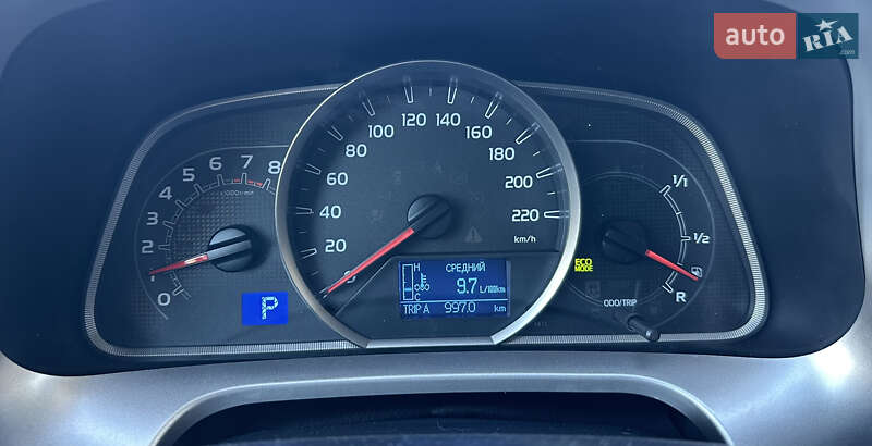 Внедорожник / Кроссовер Toyota RAV4 2014 в Днепре