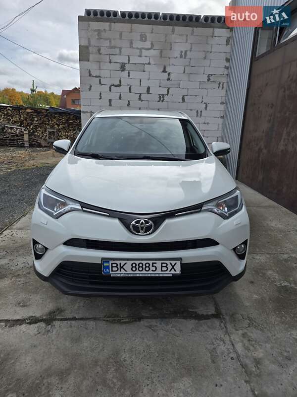 Внедорожник / Кроссовер Toyota RAV4 2017 в Костополе фото 33 Внедорожник / Кроссовер Toyota RAV4 2017 в Костополе