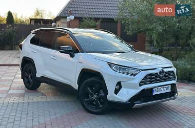 Позашляховик / Кросовер Toyota RAV4 2020 в Вінниці