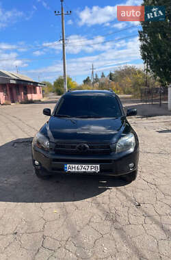 Позашляховик / Кросовер Toyota RAV4 2006 в Краматорську