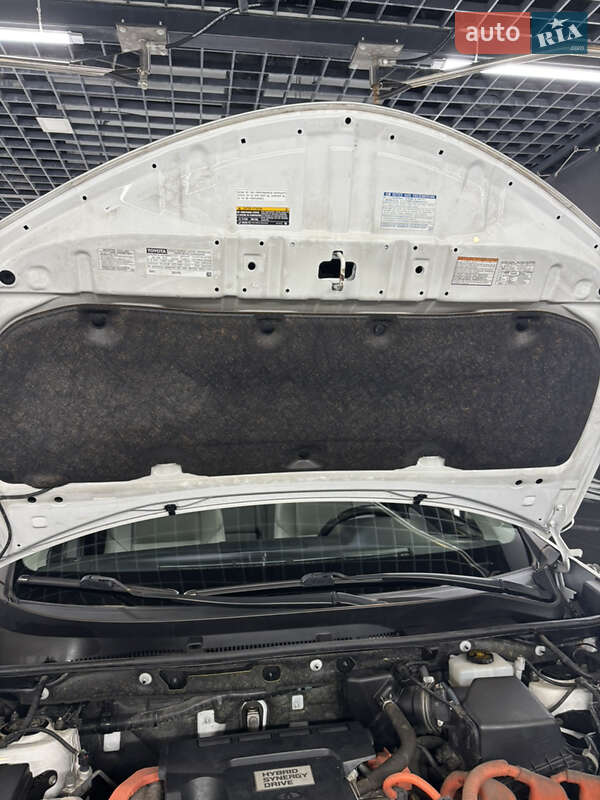 Внедорожник / Кроссовер Toyota RAV4 2016 в Харькове
