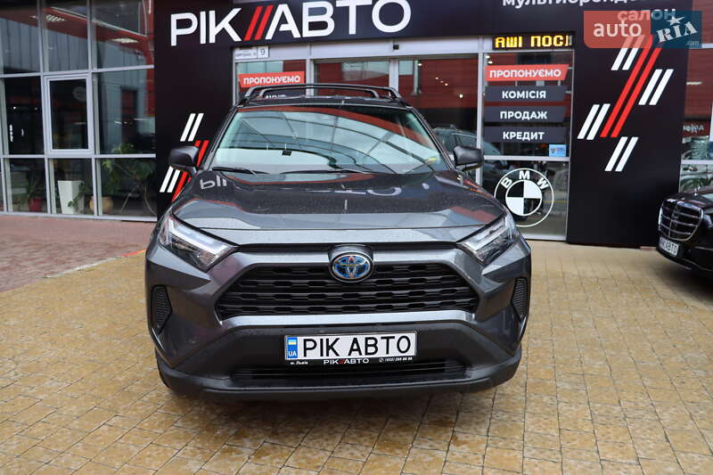 Внедорожник / Кроссовер Toyota RAV4 2023 в Львове