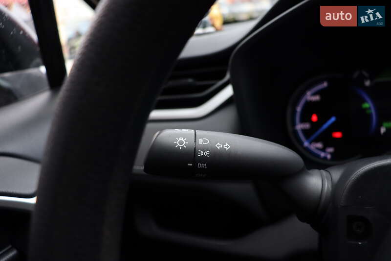 Внедорожник / Кроссовер Toyota RAV4 2023 в Львове