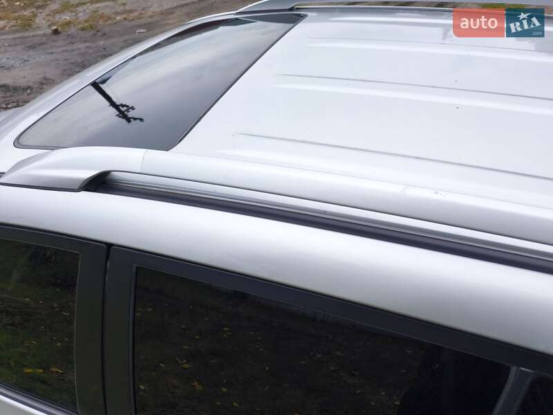 Внедорожник / Кроссовер Toyota RAV4 2006 в Черкассах