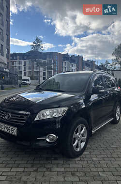 Toyota RAV4 2011