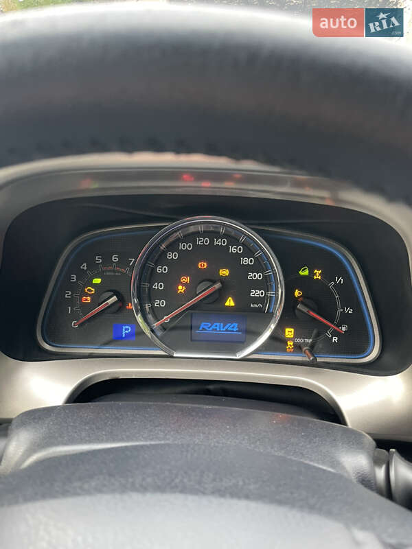 Внедорожник / Кроссовер Toyota RAV4 2013 в Одессе