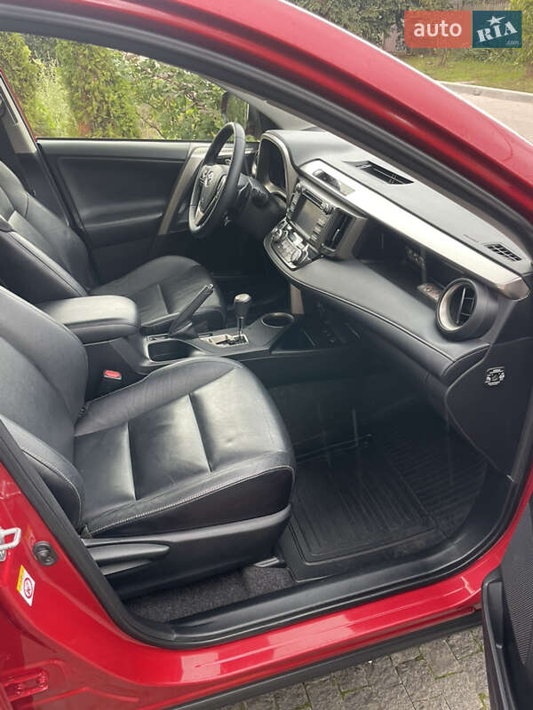 Внедорожник / Кроссовер Toyota RAV4 2013 в Одессе