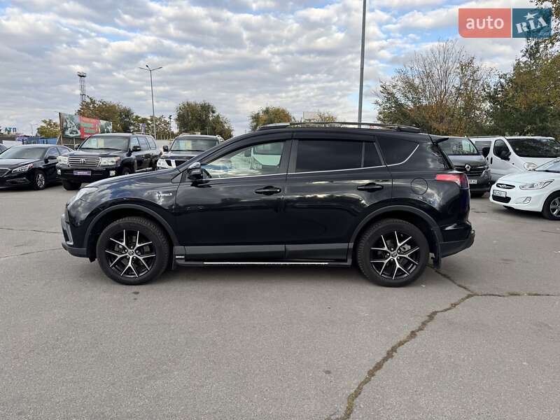 Внедорожник / Кроссовер Toyota RAV4 2017 в Днепре