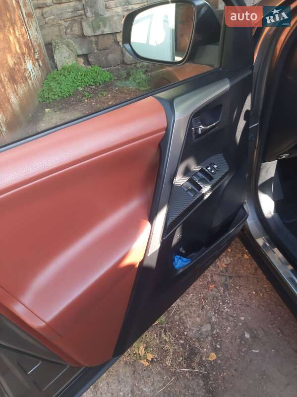 Внедорожник / Кроссовер Toyota RAV4 2013 в Одессе фото 16 Внедорожник / Кроссовер Toyota RAV4 2013 в Одессе