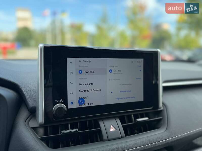 Позашляховик / Кросовер Toyota RAV4 2024 в Києві