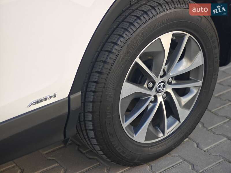 Внедорожник / Кроссовер Toyota RAV4 2016 в Одессе фото 16 Внедорожник / Кроссовер Toyota RAV4 2016 в Одессе