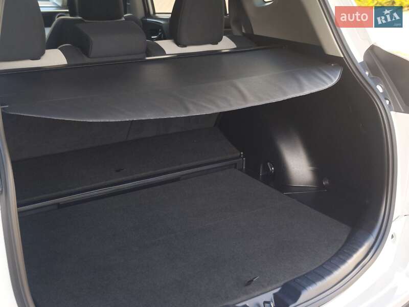 Внедорожник / Кроссовер Toyota RAV4 2016 в Одессе фото 37 Внедорожник / Кроссовер Toyota RAV4 2016 в Одессе