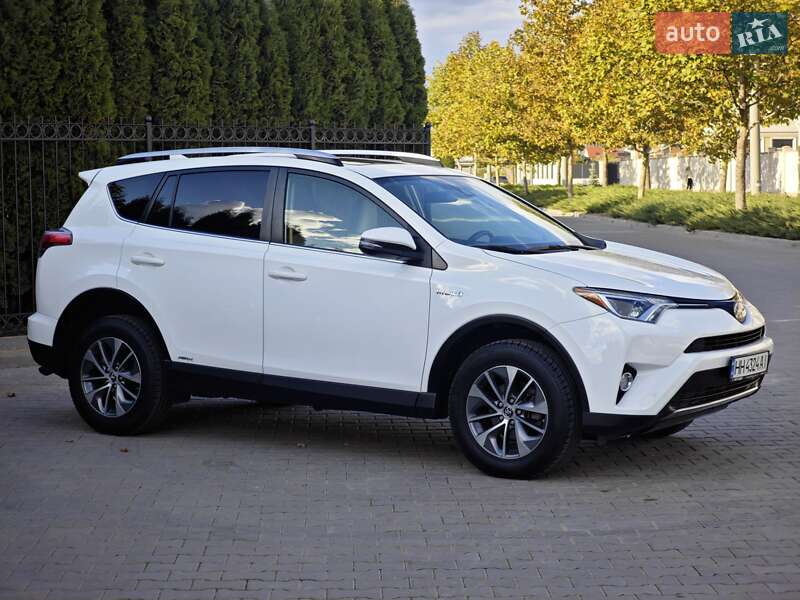 Внедорожник / Кроссовер Toyota RAV4 2016 в Одессе фото 60 Внедорожник / Кроссовер Toyota RAV4 2016 в Одессе
