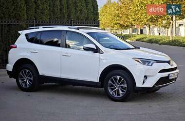Позашляховик / Кросовер Toyota RAV4 2016 в 