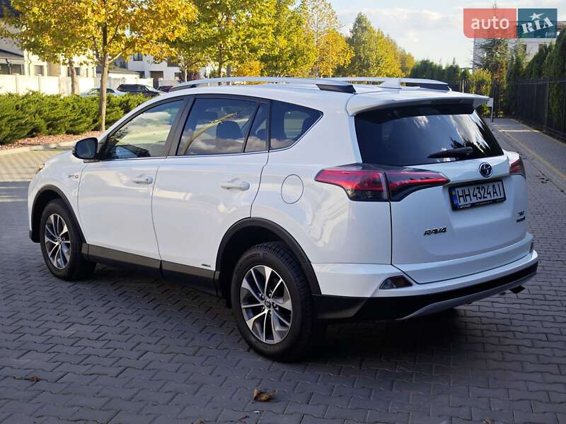 Внедорожник / Кроссовер Toyota RAV4 2016 в Одессе фото 62 Внедорожник / Кроссовер Toyota RAV4 2016 в Одессе