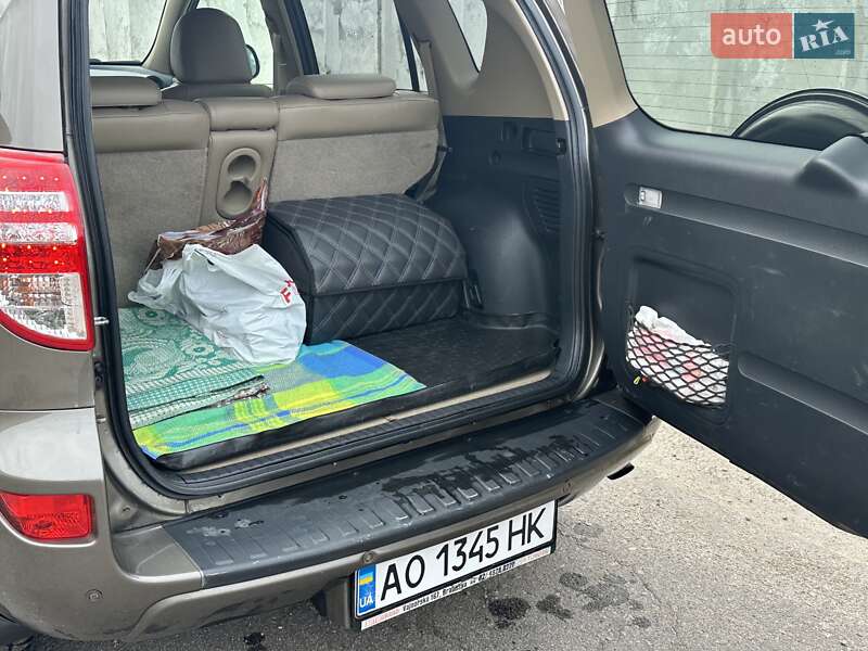 Внедорожник / Кроссовер Toyota RAV4 2009 в Сумах