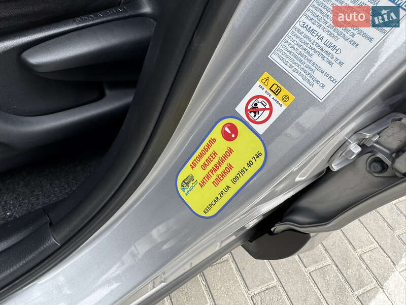 Позашляховик / Кросовер Toyota RAV4 2018 в Дніпрі