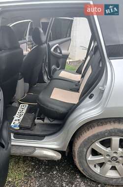 Внедорожник / Кроссовер Toyota RAV4 2007 в 