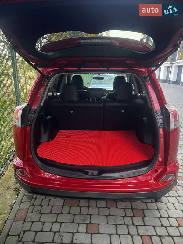 Внедорожник / Кроссовер Toyota RAV4 2016 в Львове фото 7 Внедорожник / Кроссовер Toyota RAV4 2016 в Львове