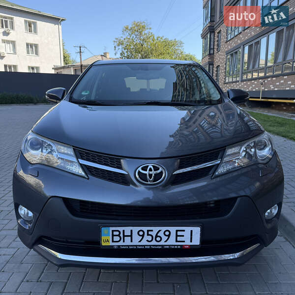 Внедорожник / Кроссовер Toyota RAV4 2013 в Житомире