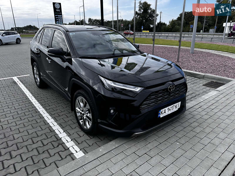 Внедорожник / Кроссовер Toyota RAV4 2022 в Броварах фото Внедорожник / Кроссовер Toyota RAV4 2022 в Броварах